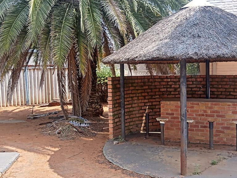 To Let 4 Bedroom Property for Rent in Universitas Free State